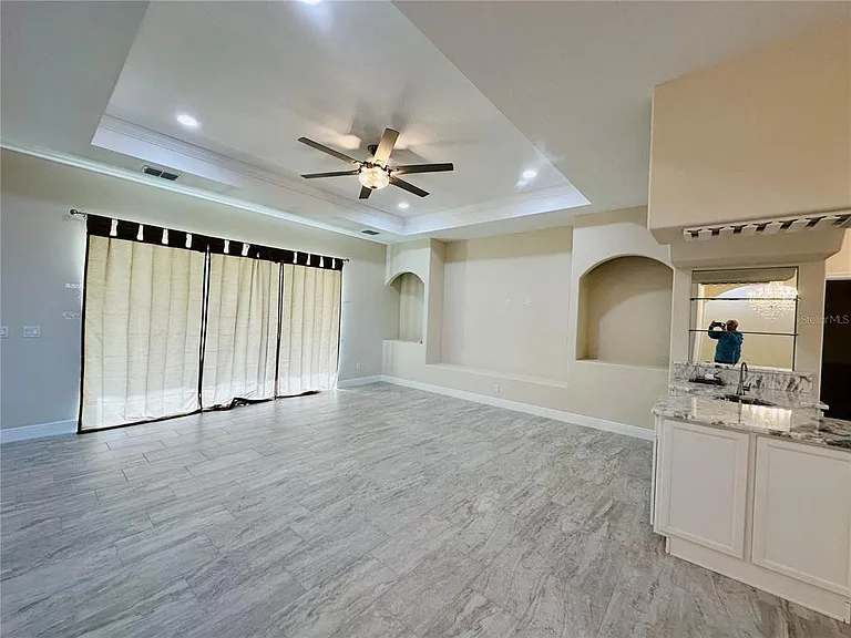 5780 N Lena Dr — Photo 10