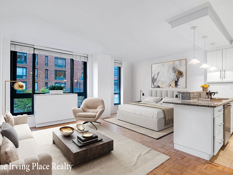 1st image of 1 Irving Pl APT V8l