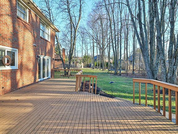 4th image of 5511 Samstone Ct