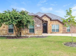 407 Valley Ridge Dr, Red Oak, TX 75154
