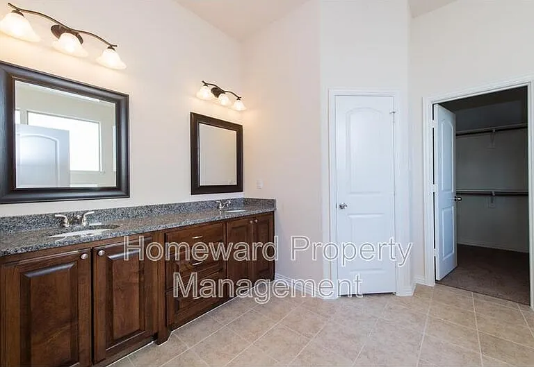 4004 Hanaa Ct — Photo 15