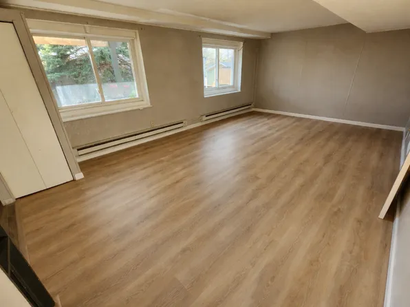 643 Summit Ave, Saint Paul Park, MN 55071