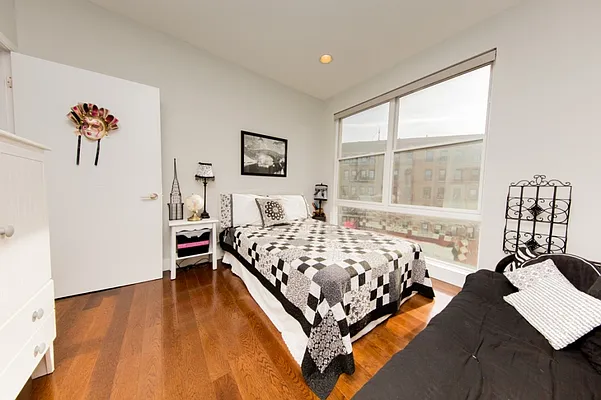 Rented by MNS | media 20