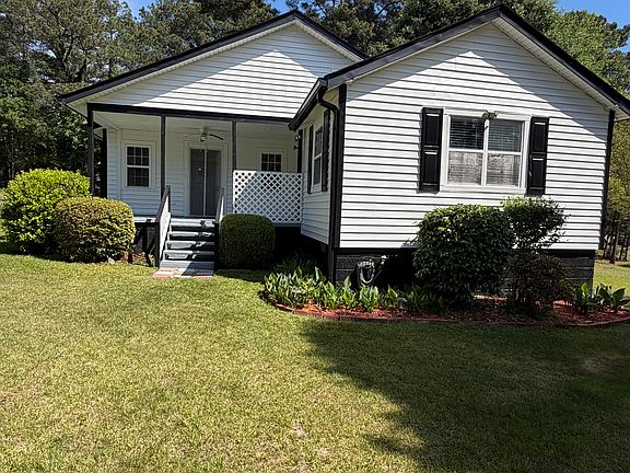 3rd image of 158 Rabbit Hill Rd