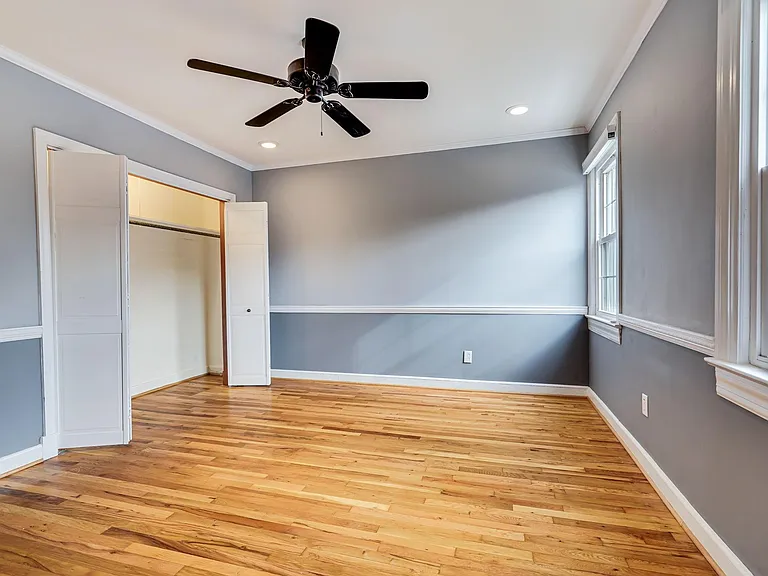 1300 S Barton St #342 — Photo 12
