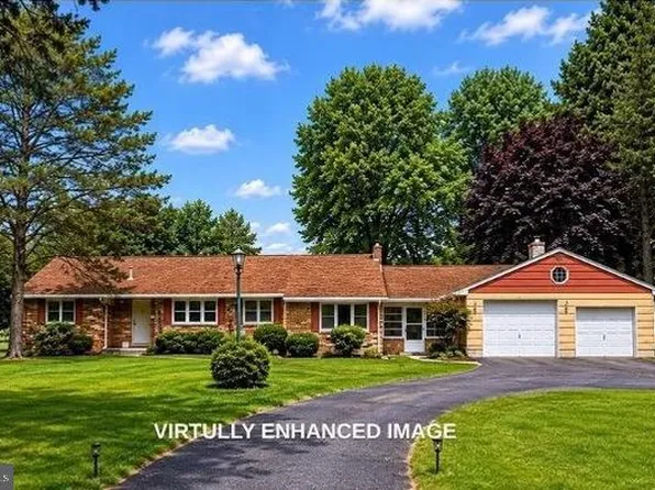 44 Burnt Hill Rd, Skillman, NJ 08558