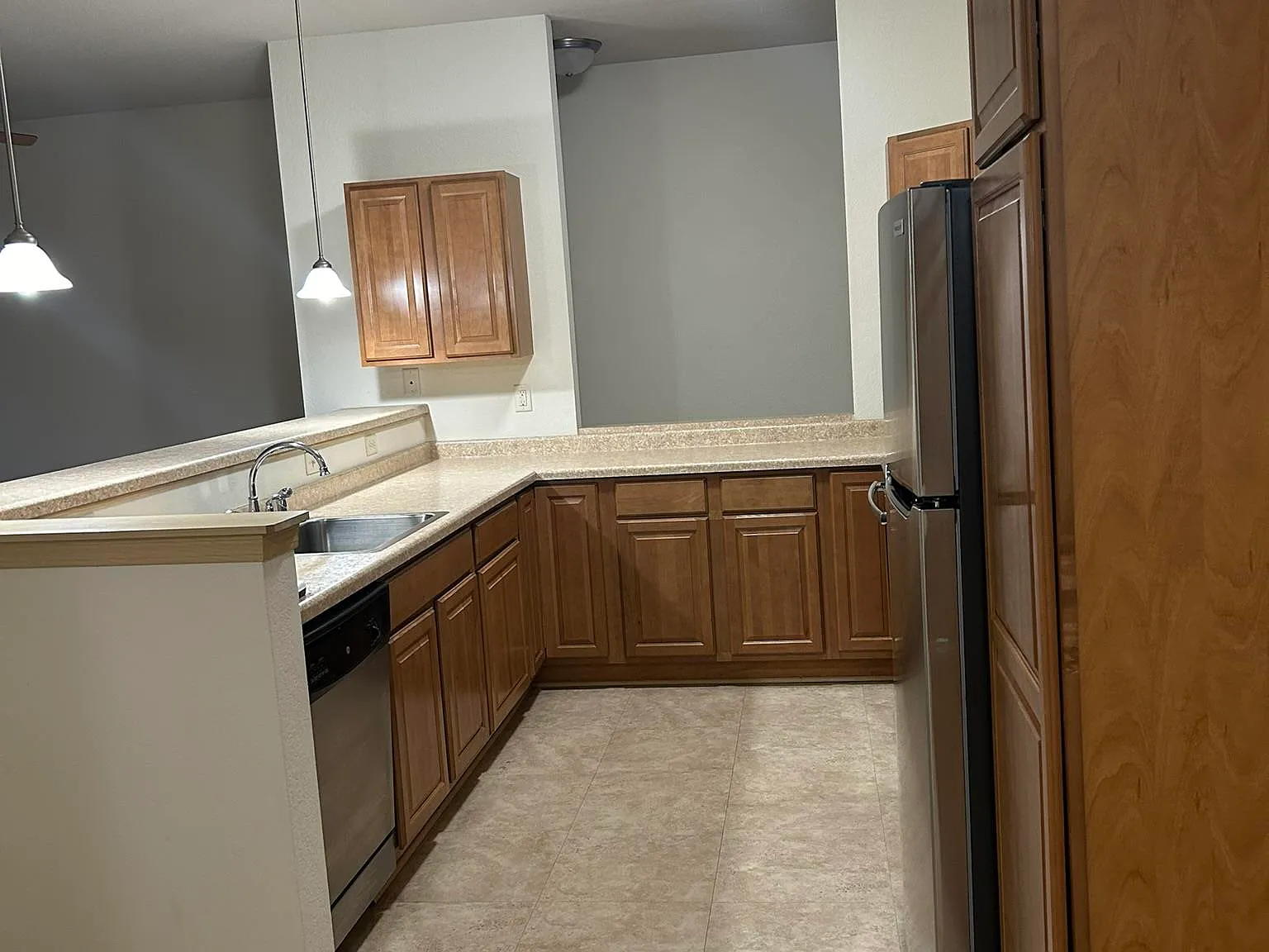 Forest View Apartments — Photo 2