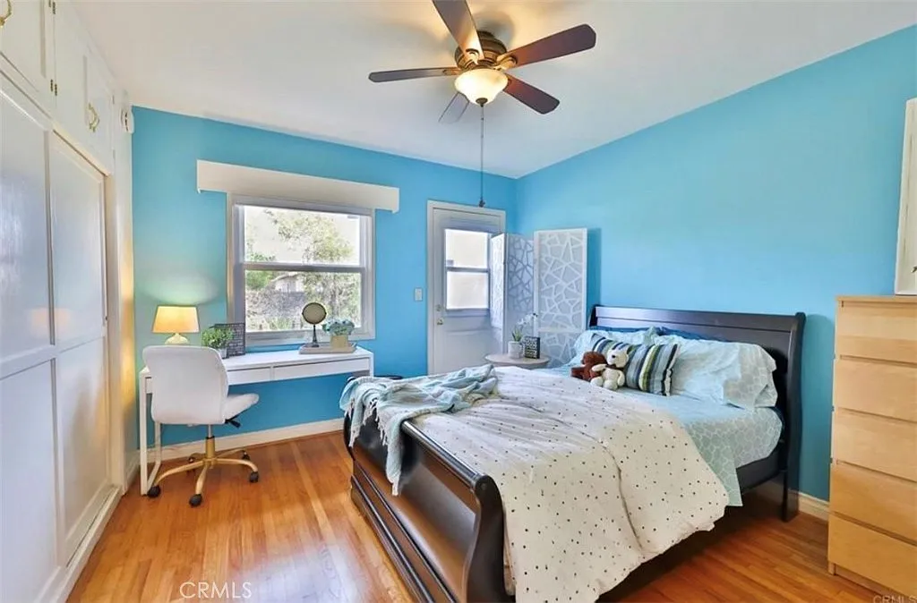 3 bed, 1.5 bath, 2152 sqft, $5,200 — Photo 4