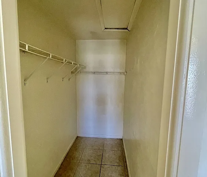 1823 SW Santa Barbara Pl #1823 — Photo 16