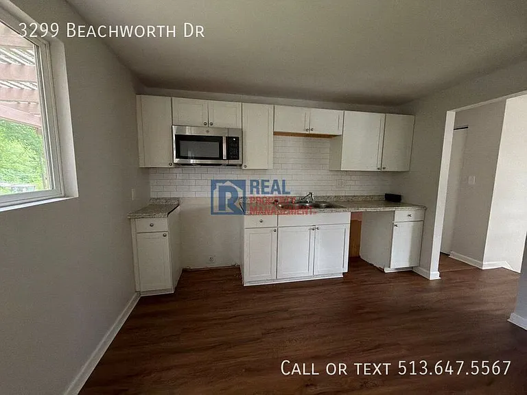 3299 Beachworth Dr — Photo 7