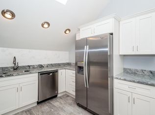 780 E 4th St #3, Boston, MA 02127