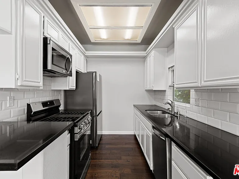 14061 Milbank St #4 — Photo 5