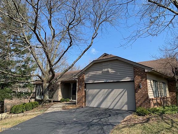3rd image of 5143 S Quail Crest Dr SE #14