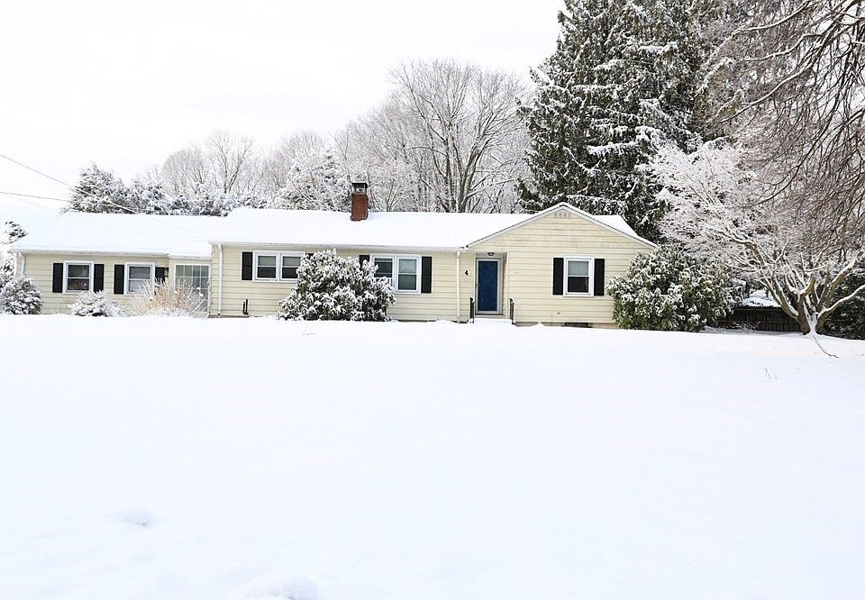 1st image of 4 Fairchild Dr