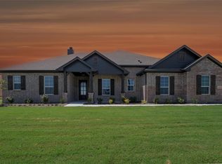 660 County Road 200, Valley View, TX 76272