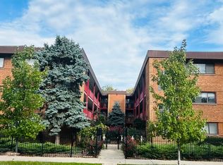 3138 W Carmen Ave APT 1C, Chicago, IL 60625