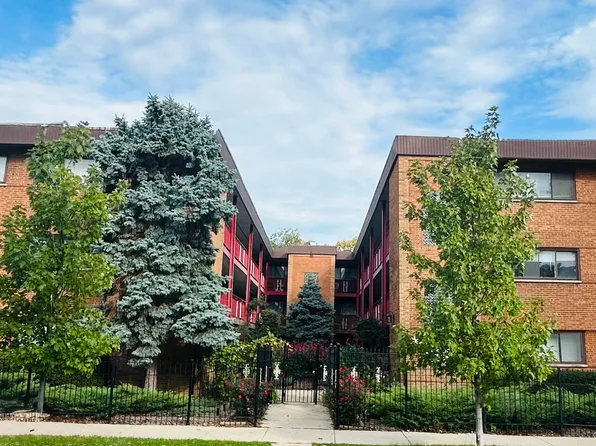 3138 W Carmen Ave APT 1B, Chicago, IL 60625