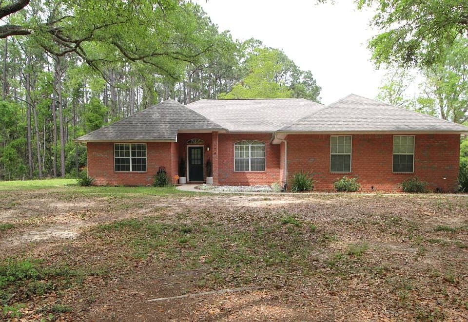 1st image of 174 Emmons Ln