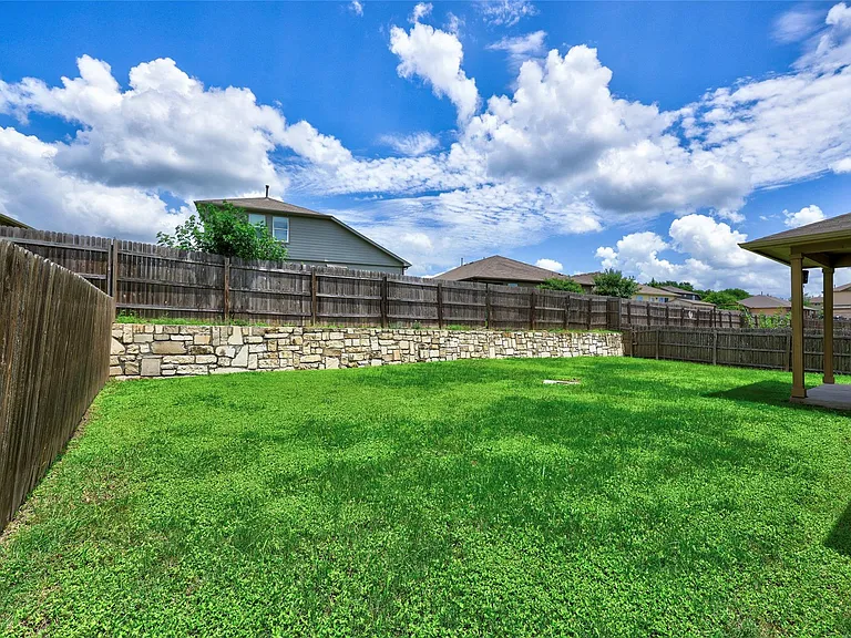 126 Screech Owl Dr — Photo 37