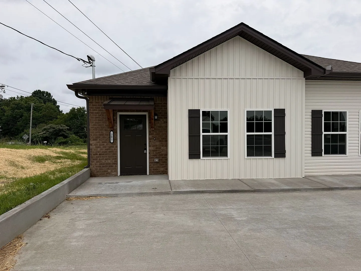 New Construction 2 Bed 2 Bath Duplex in Shelbyville — Photo 1