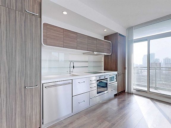 5th image of 45 Charles St E #1701