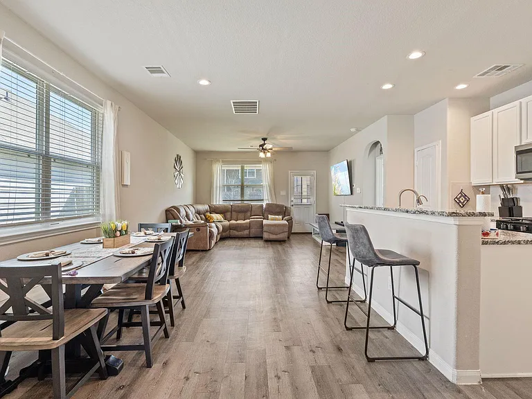 2221 Raider Dr — Photo 6