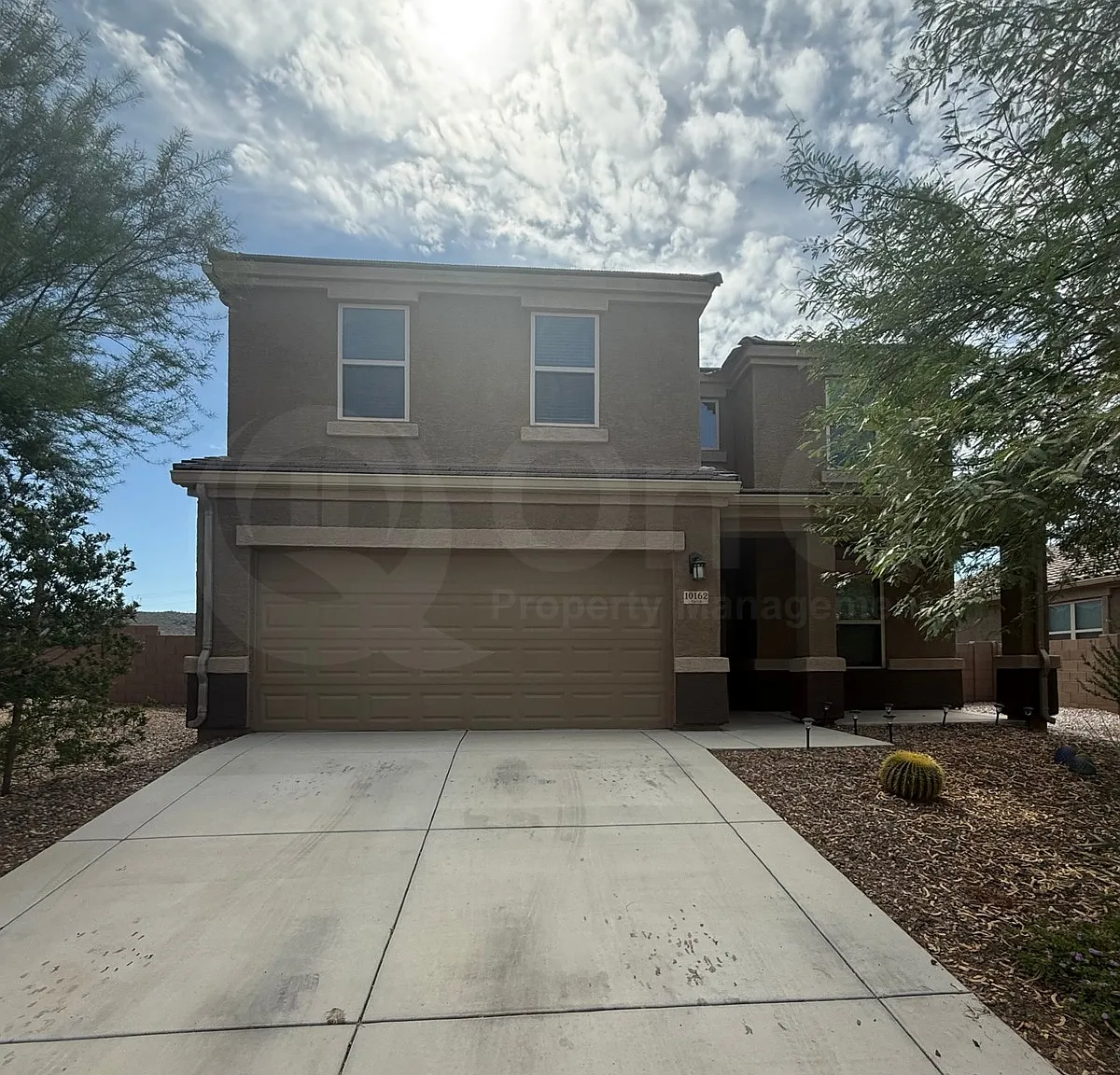 4 bed, 2.5 bath, 2645 sqft, $2,500 — Photo 2