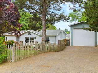 2180 Orchard Ct, Tillamook, OR 97141