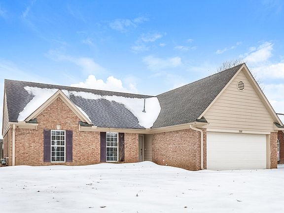 3rd image of 1801 Cherry Creek Dr