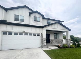 11391 S Mapleside Ln, Sandy, UT 84094