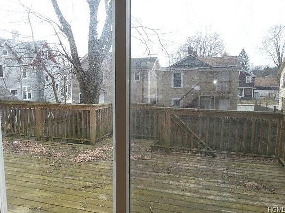 4th image of 15 Hornbeck Ave