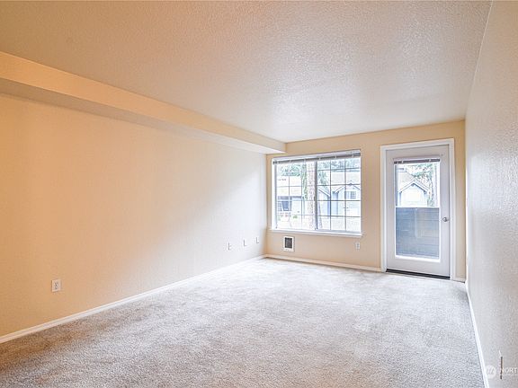 5th image of 15433 Country Club Drive #F203