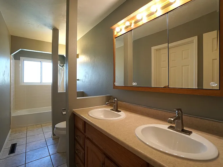 1822 Wooten Rd — Photo 12
