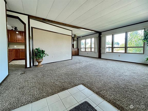3rd image of 1413 Alonda Lane NE