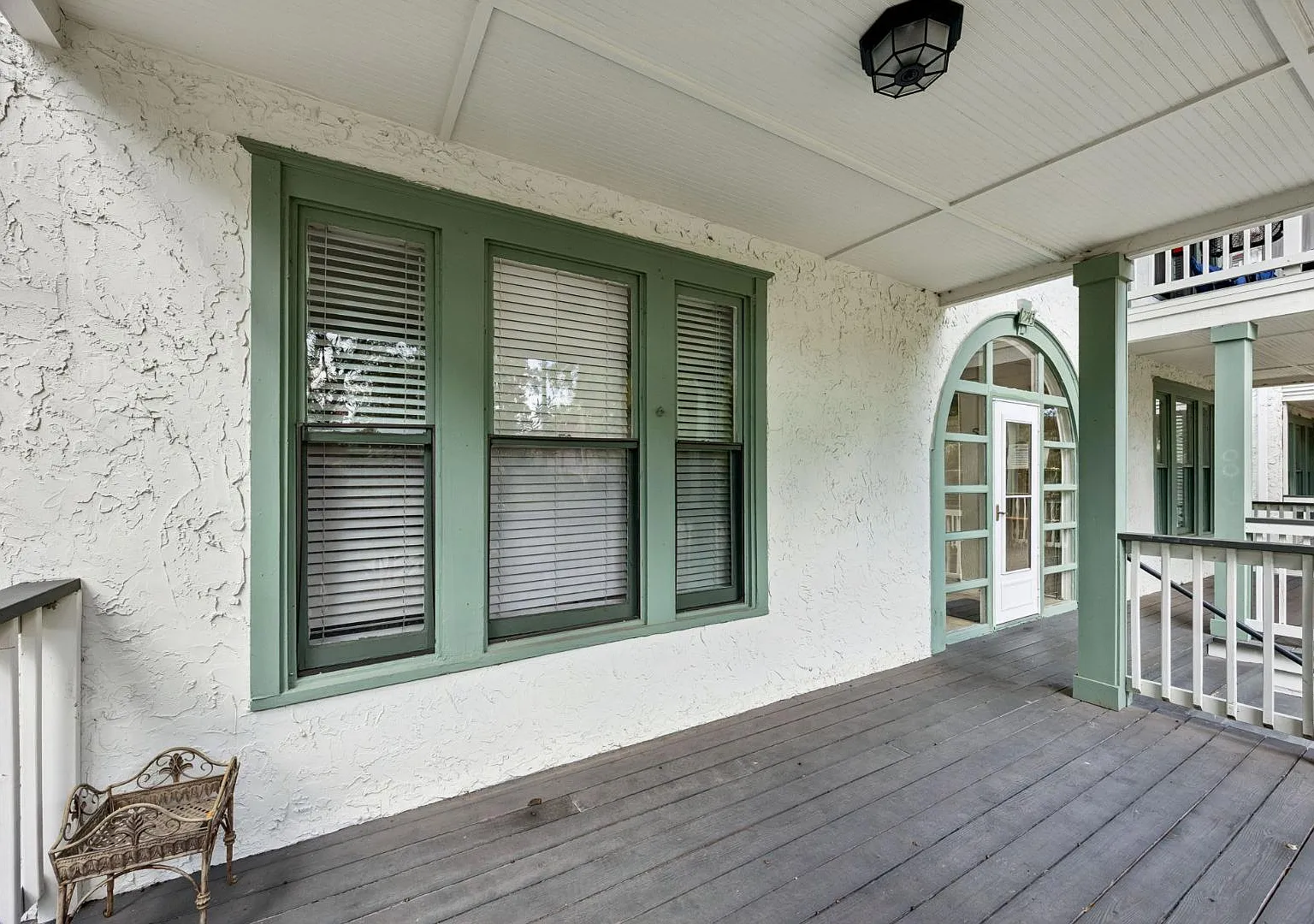 2749 Vernon Terrace - 2743 #4 — Photo 3