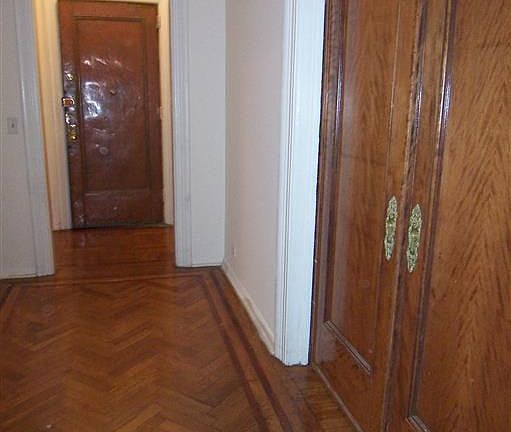 5th image of 170 W 73rd St APT 3B