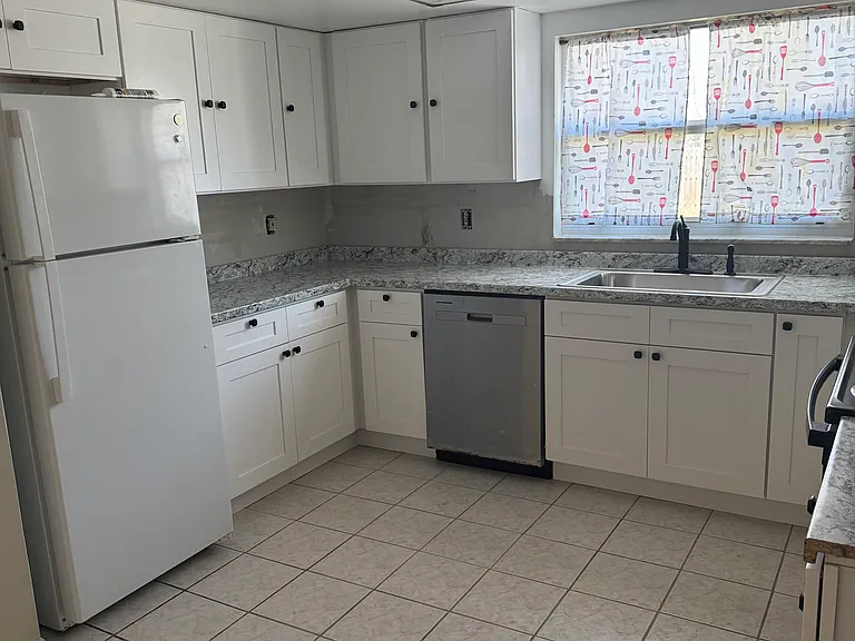653 Golf And Sea Blvd — Photo 10