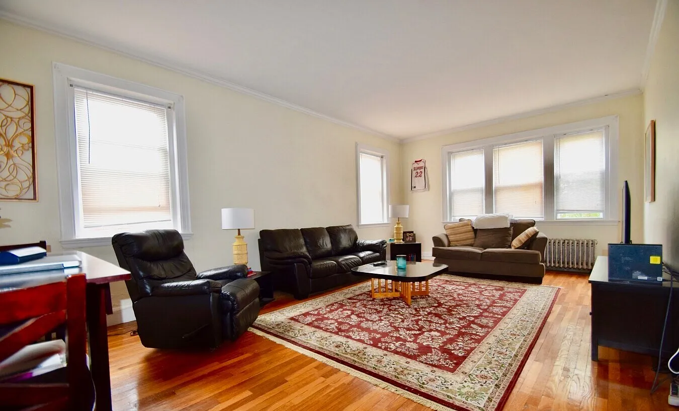 1 bed, $2,395 — Photo 3