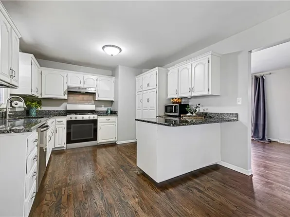 657 NE Russell Rd, Kansas City, MO 64116