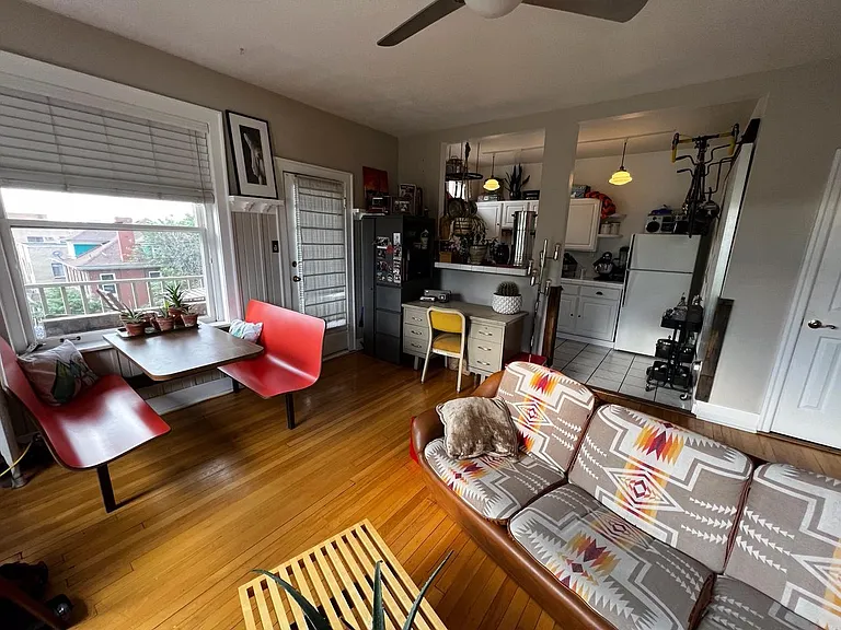 1376 N Pearl St #301 — Photo 12