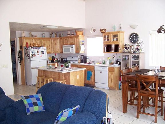 3rd image of 5148 N Veterans Memorial Dr