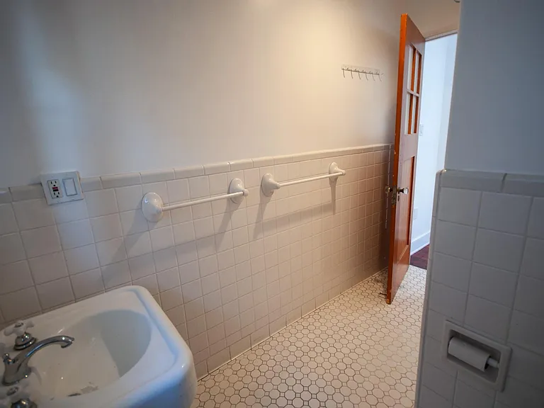 Tile bathroom