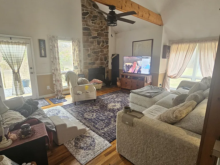 24101 Asbury Dr — Photo 4