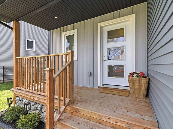 2nd image of 165 Alabaster Way