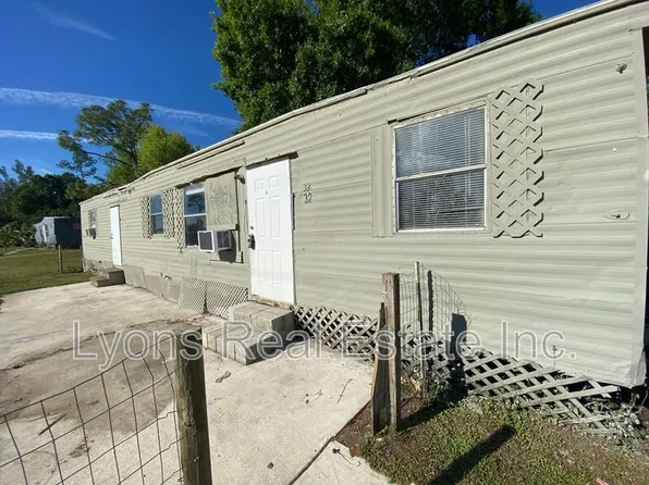 8086 Heck Dr, North Fort Myers, FL