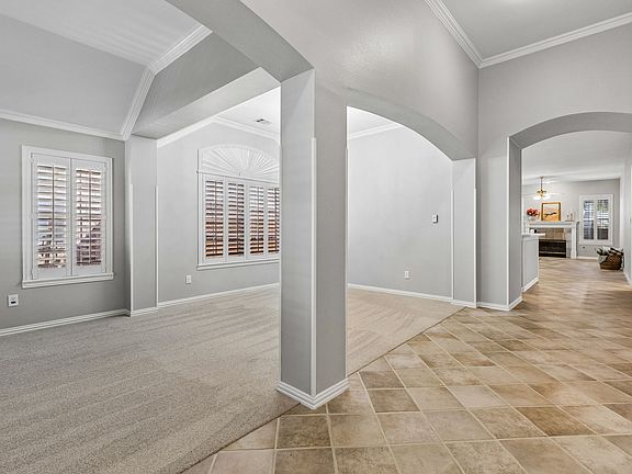 4th image of 2043 Nottingham Pl