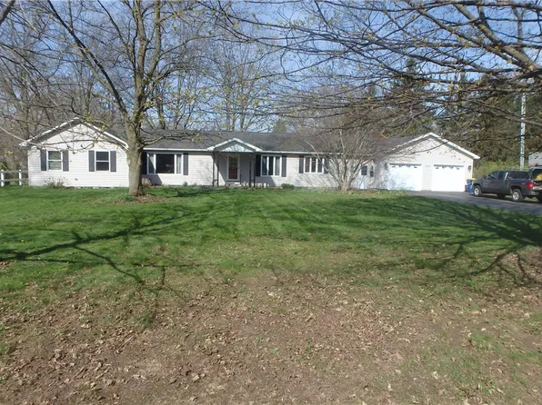 5905 Draper St, Wolcott, NY 14590