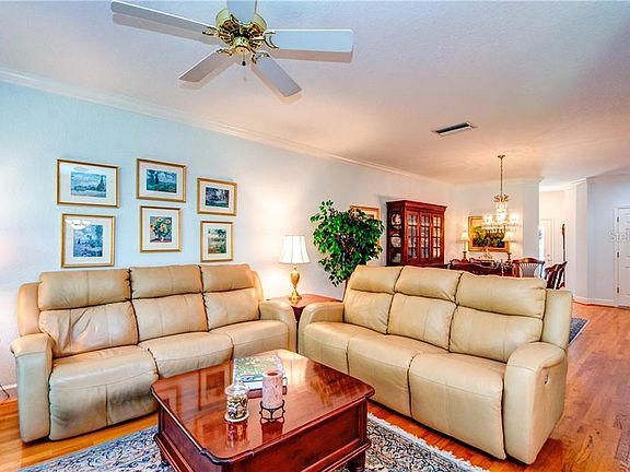 5th image of 6239 Vista Verde Dr W