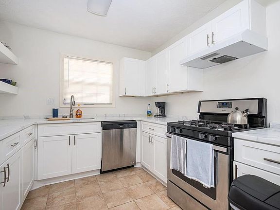 3rd image of 208 Natchez Trce