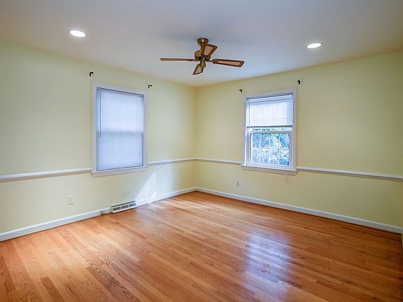 2nd image of 1710 Milton Rd